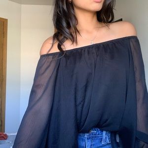 Breezy long sleep top